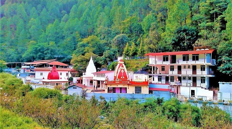 Delhi to Kainchi Dham Taxi Services & Tempo Traveller